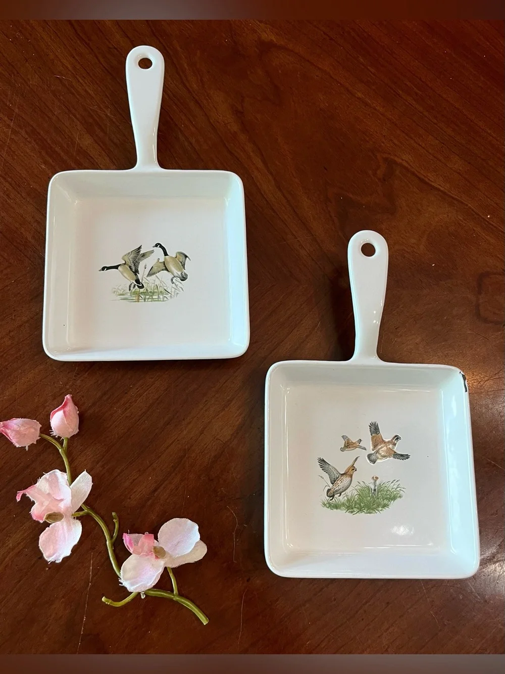 Set of 2 Vintage Prizer-Ware Enameled Cast Iron Square Egg -Model 55 1690